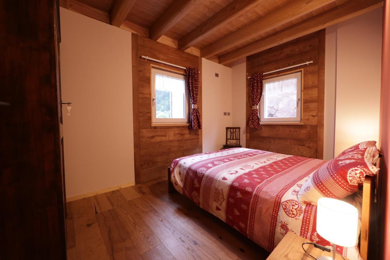 באצ'נו Casa Vacanze Le Falesie מראה חיצוני תמונה